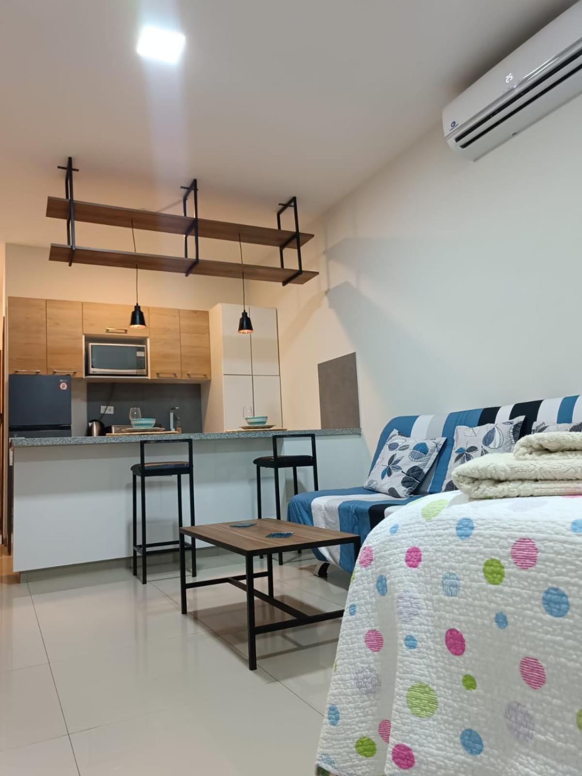 Departamento Express Airport Apartment Санта Крус де ла Сиера Екстериор снимка